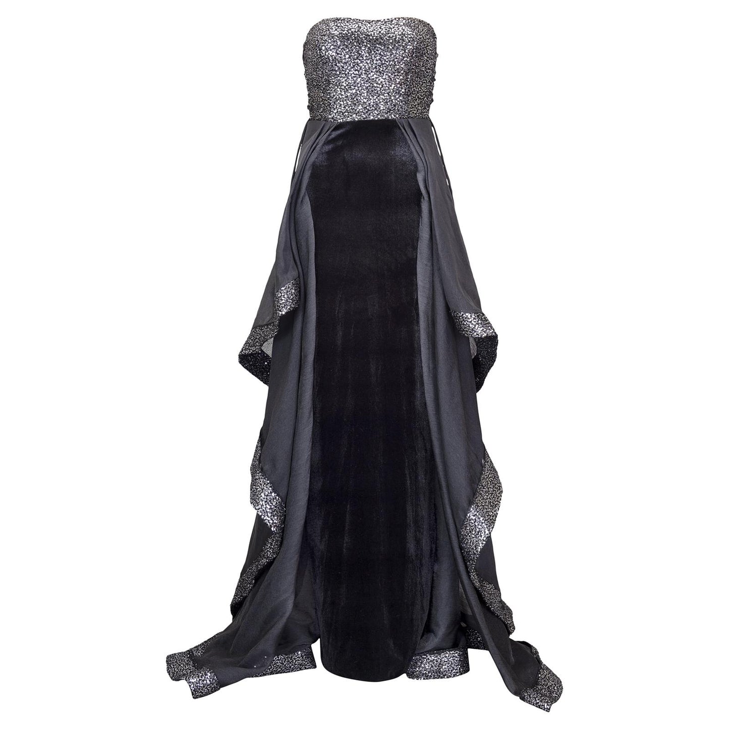 Brand new elegant dress in a simple blend.