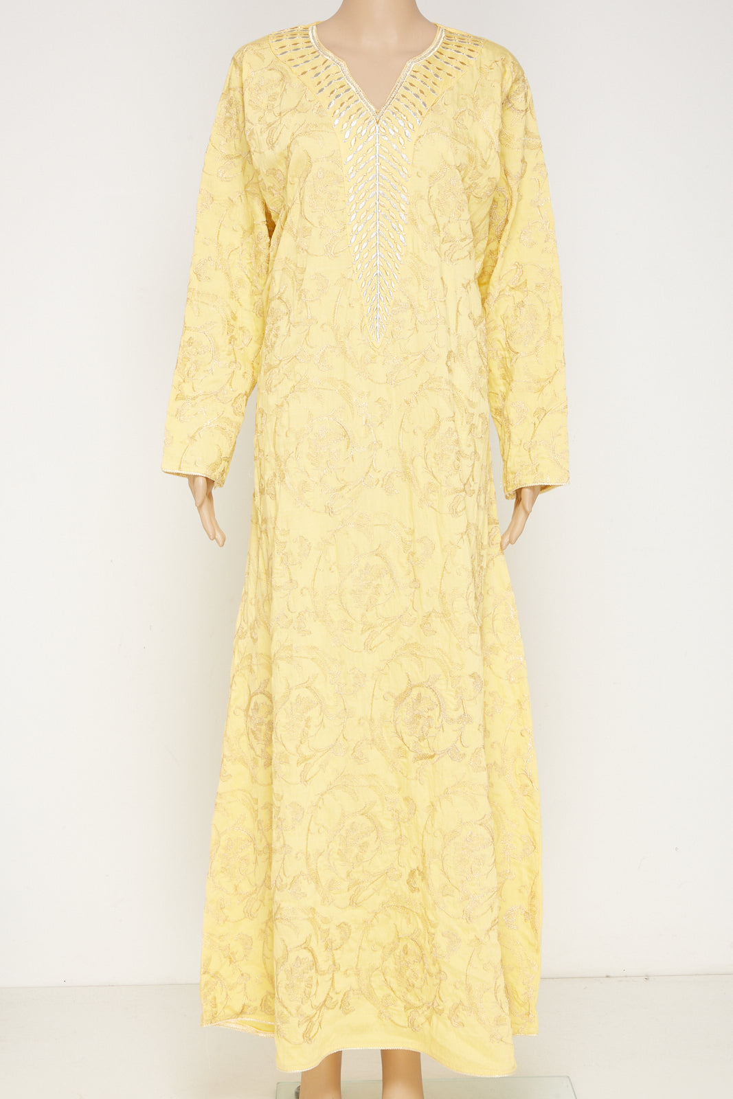 Elegant  kaftan dress with absolute  comfort