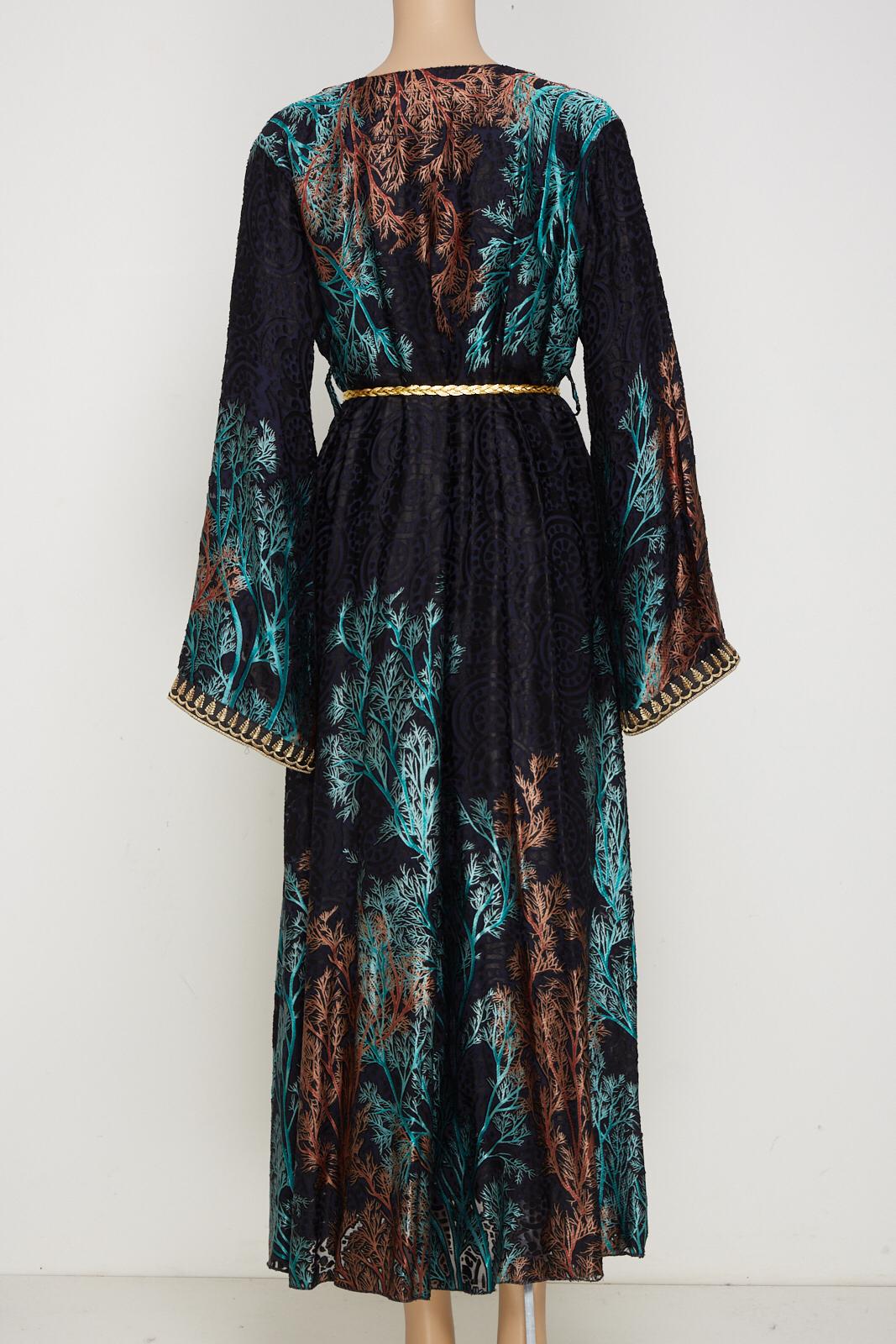 Robe styled Moroccan jersy fabric.