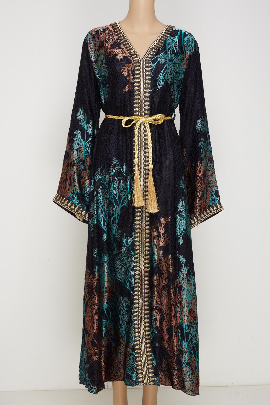 Robe styled Moroccan jersy fabric.