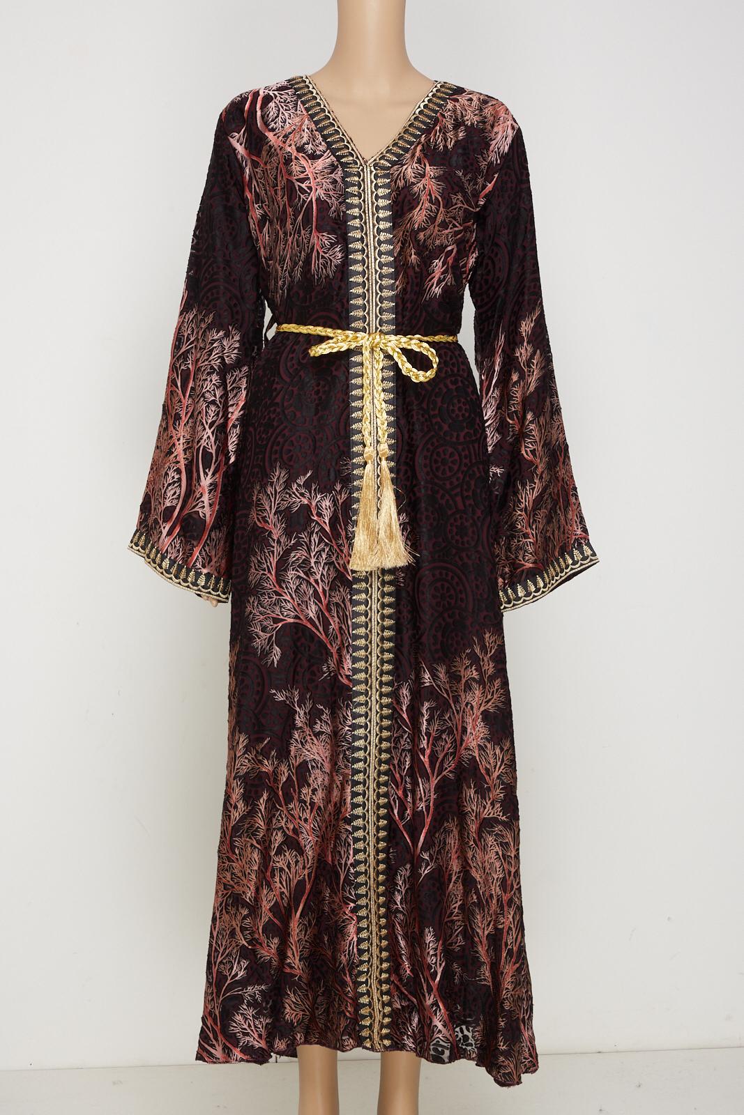 Robe style Moroccan dress.