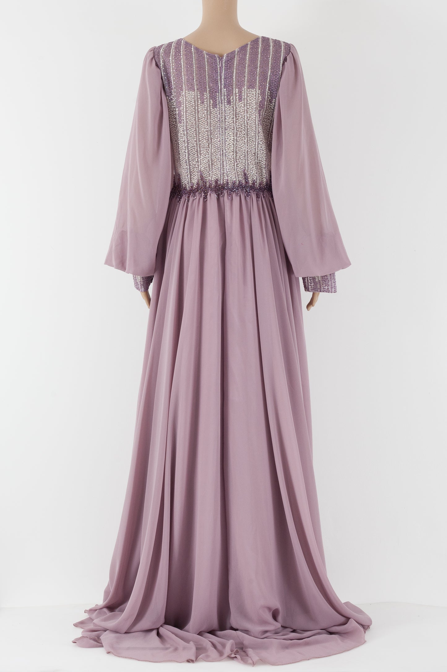 Exclusive premium partywear evening dress.