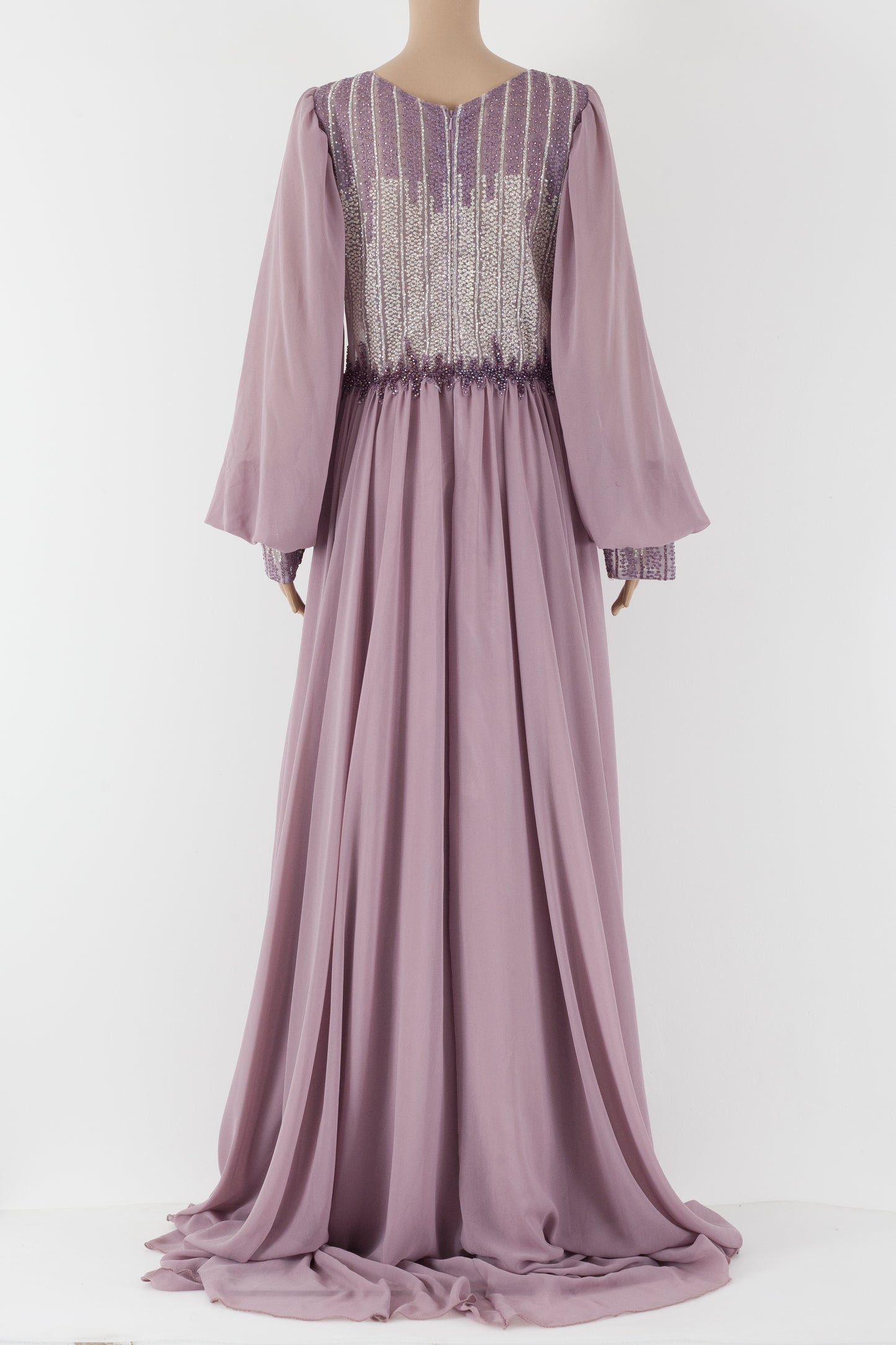 Exclusive premium partywear evening dress.