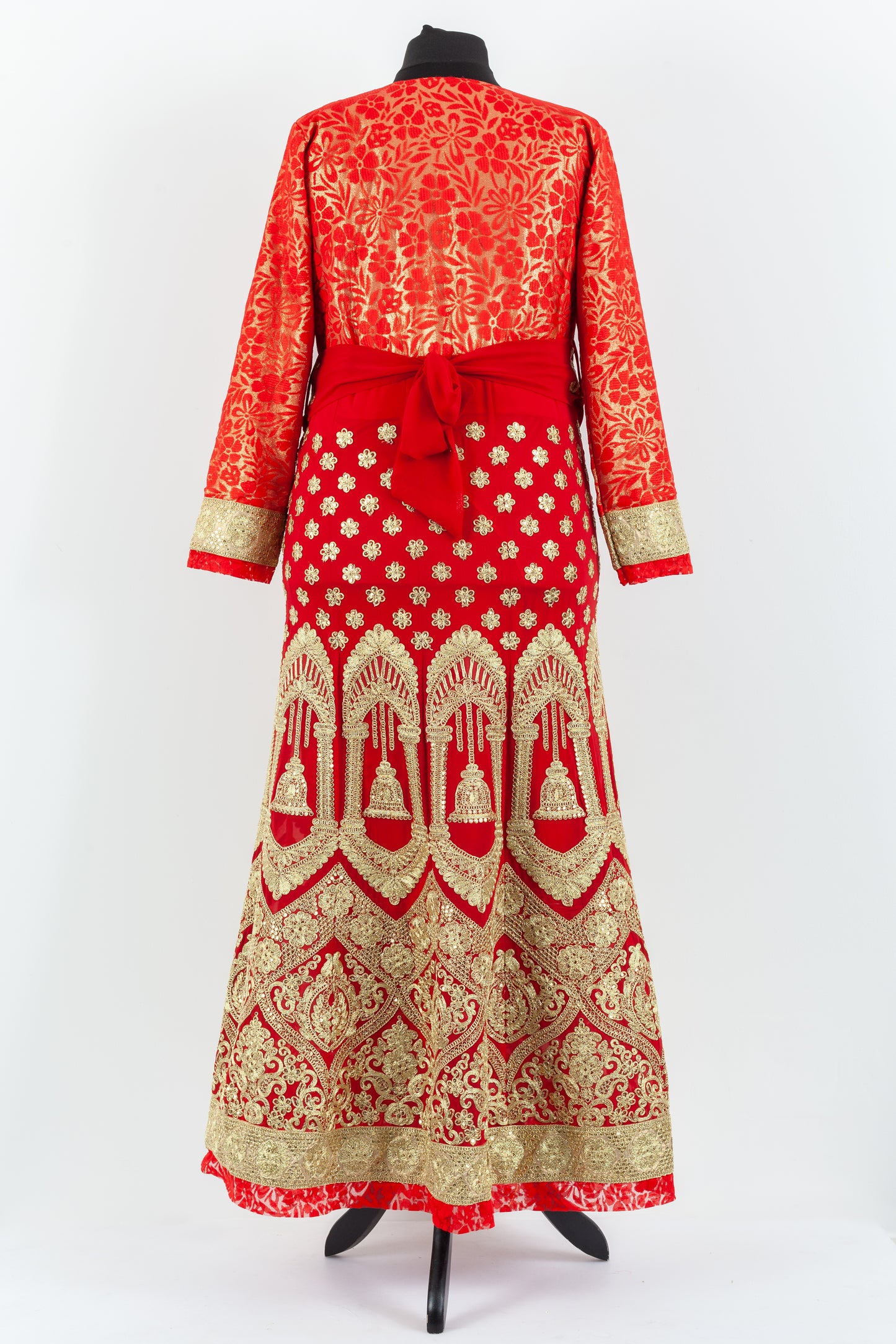 Fancy Ethnic Traditional maxi jalabiyah.