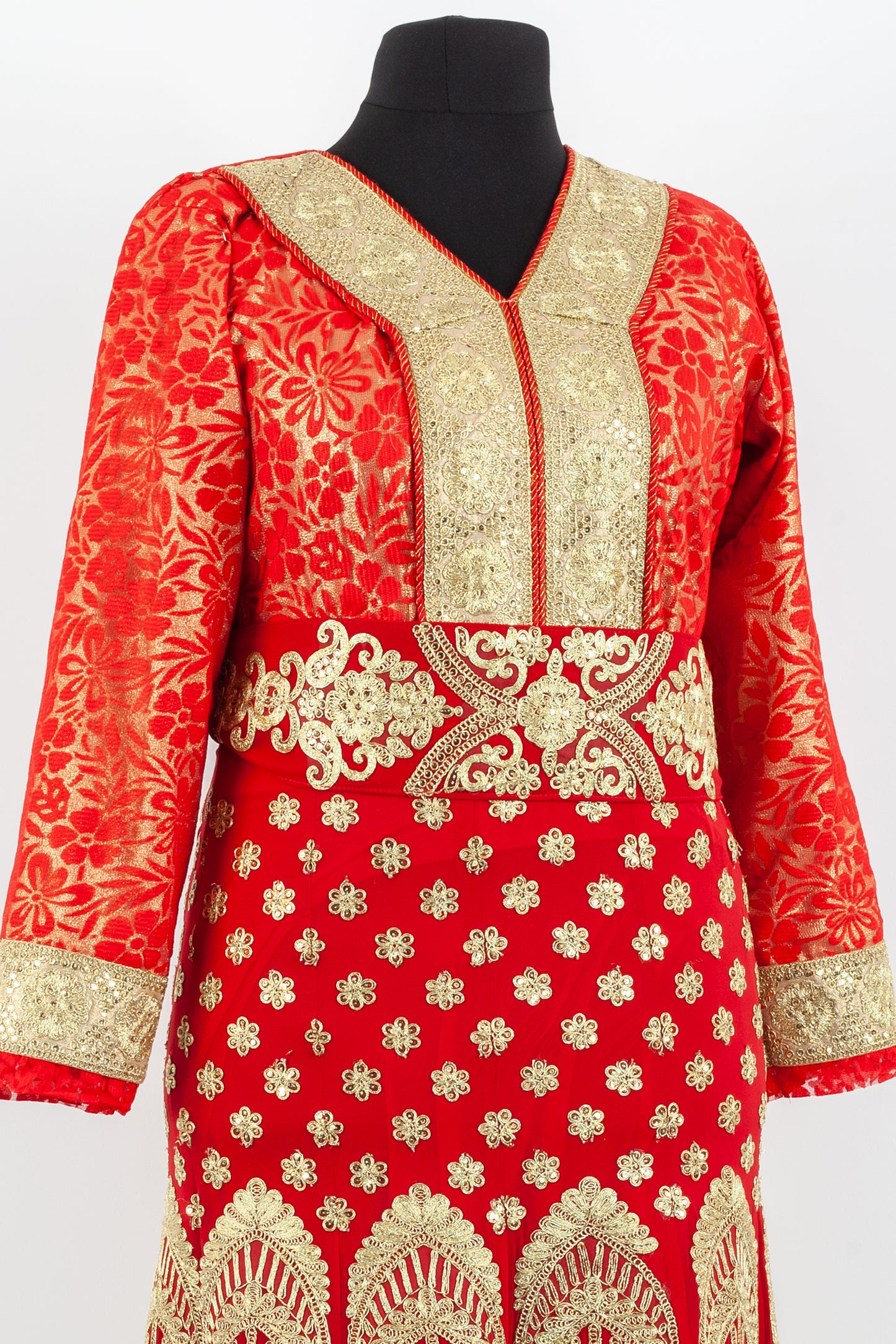 Fancy Ethnic Traditional maxi jalabiyah.