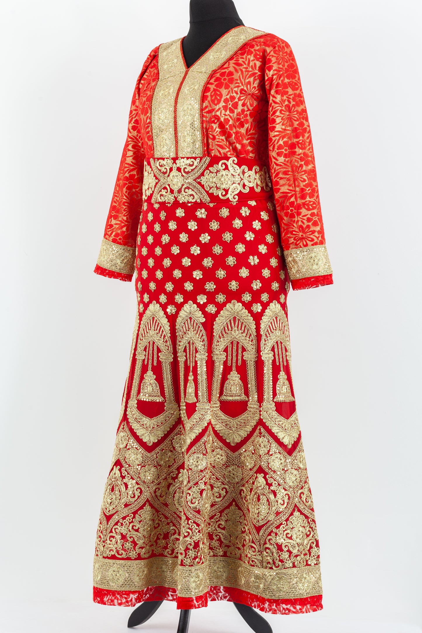 Fancy Ethnic Traditional maxi jalabiyah.