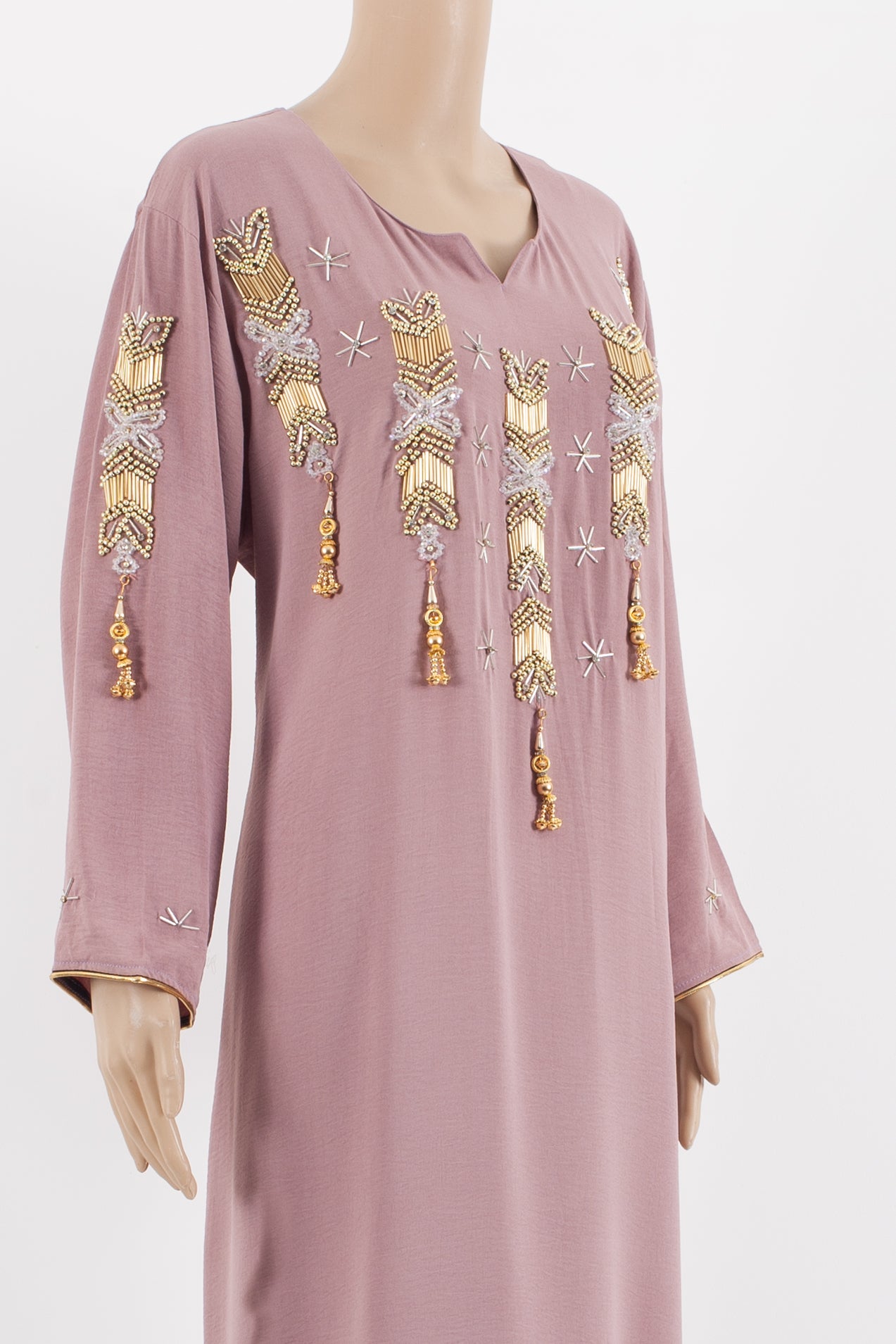 elegant kaftan in a simple blend.