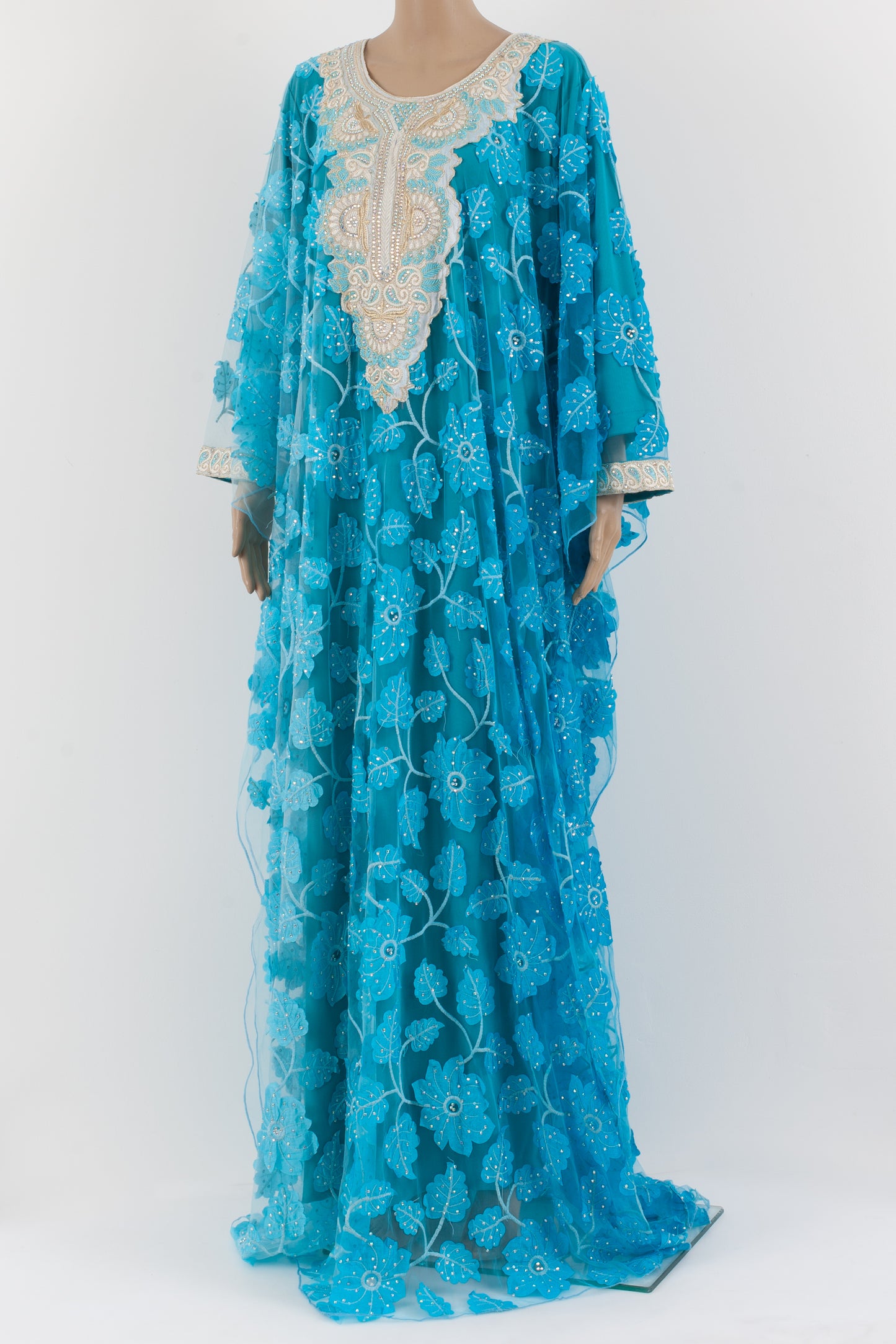 flowly kaftan Jalabiyah.