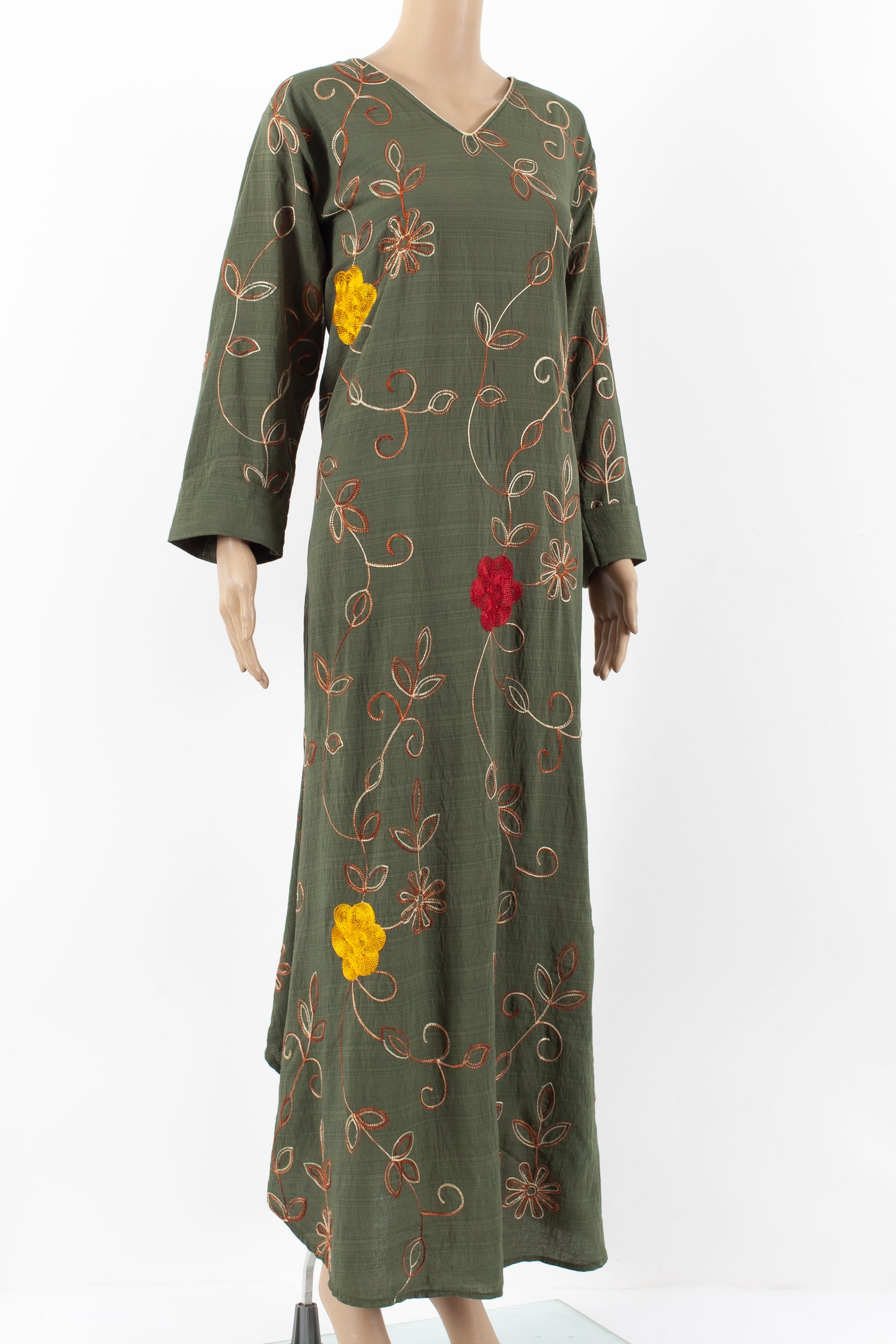 Green embroidered maxi jalabiyah kaftan.