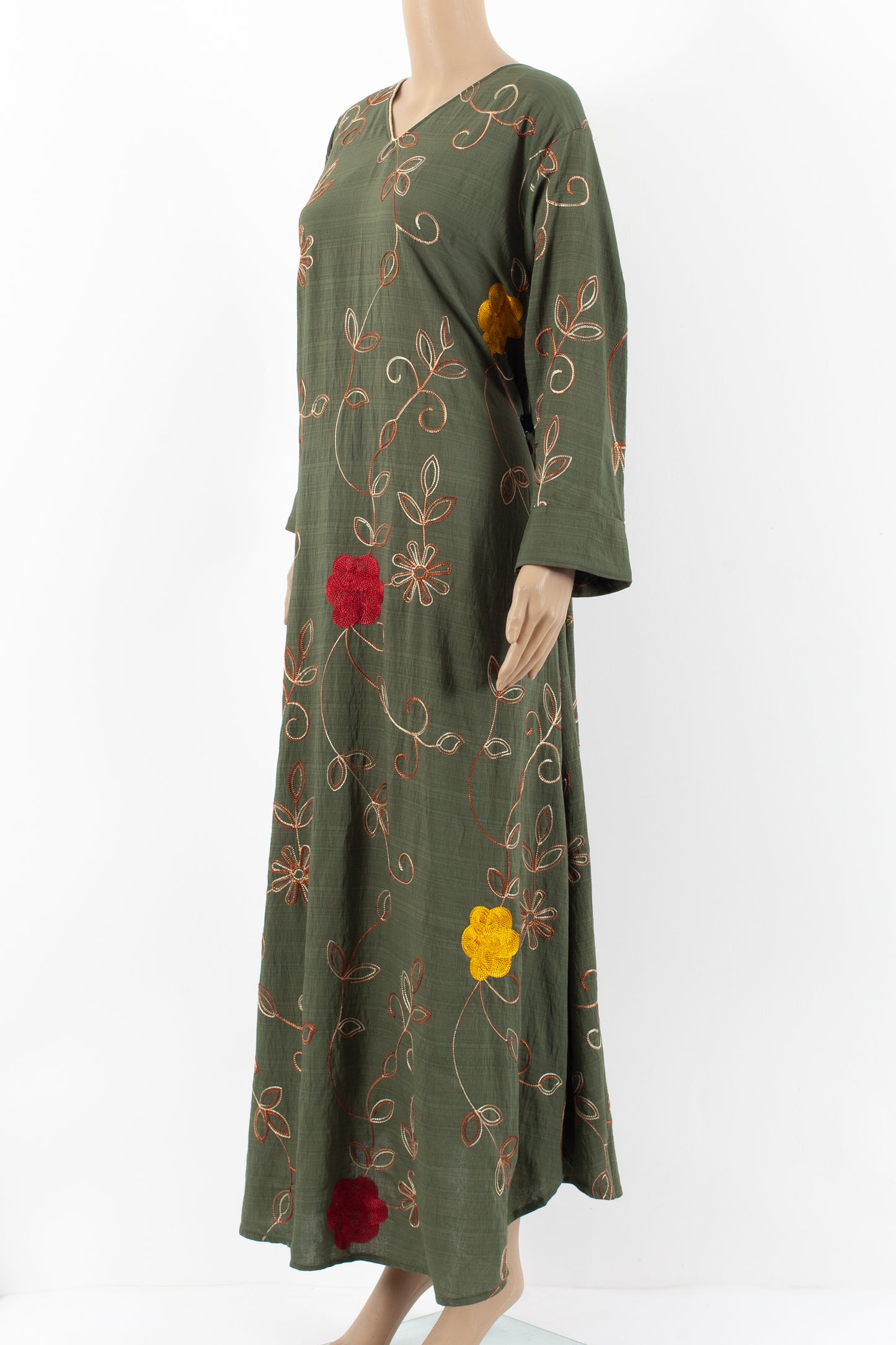 Green embroidered maxi jalabiyah kaftan.