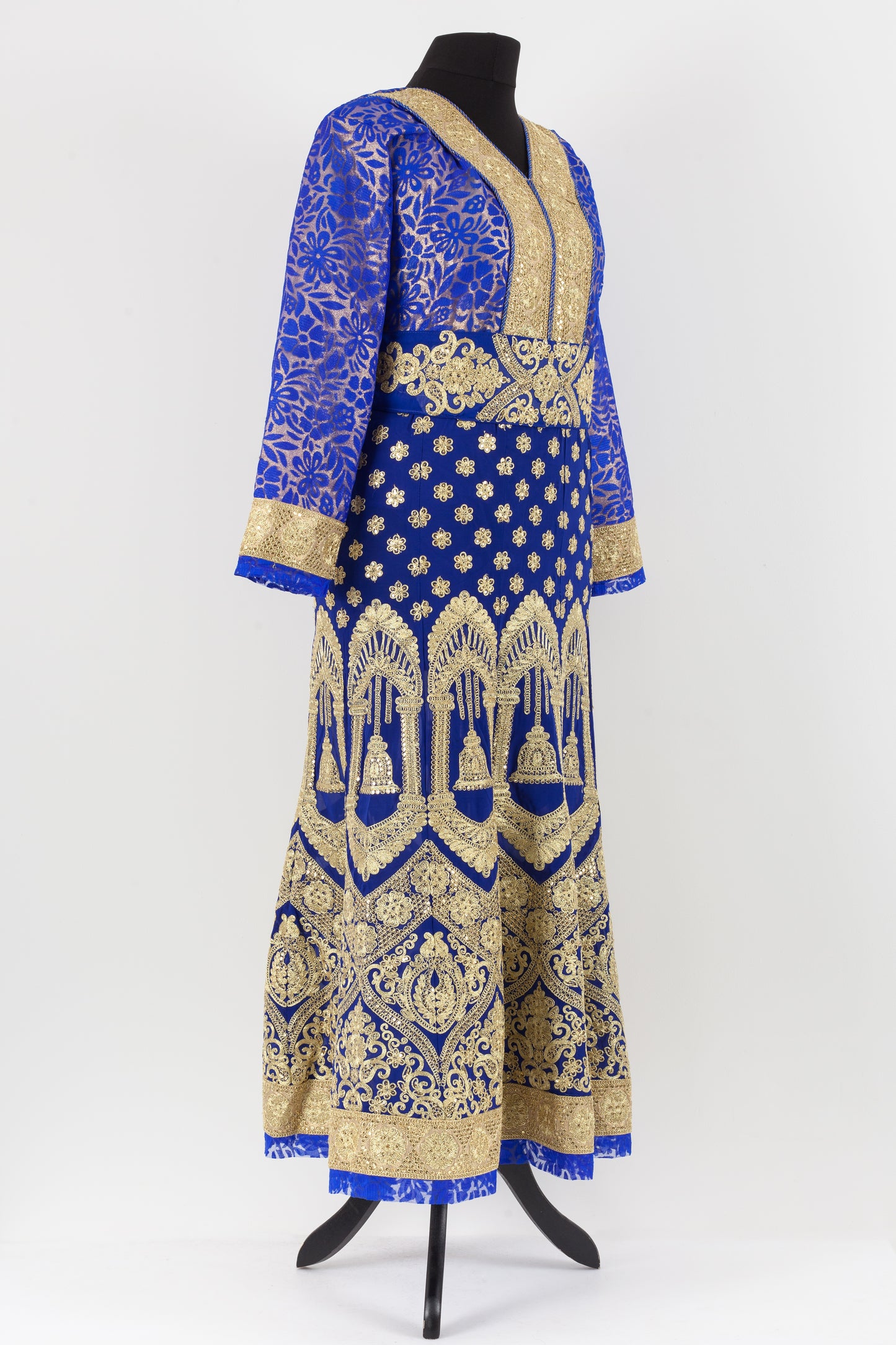 Fancy Ethnic Traditional maxi jalabiyah.