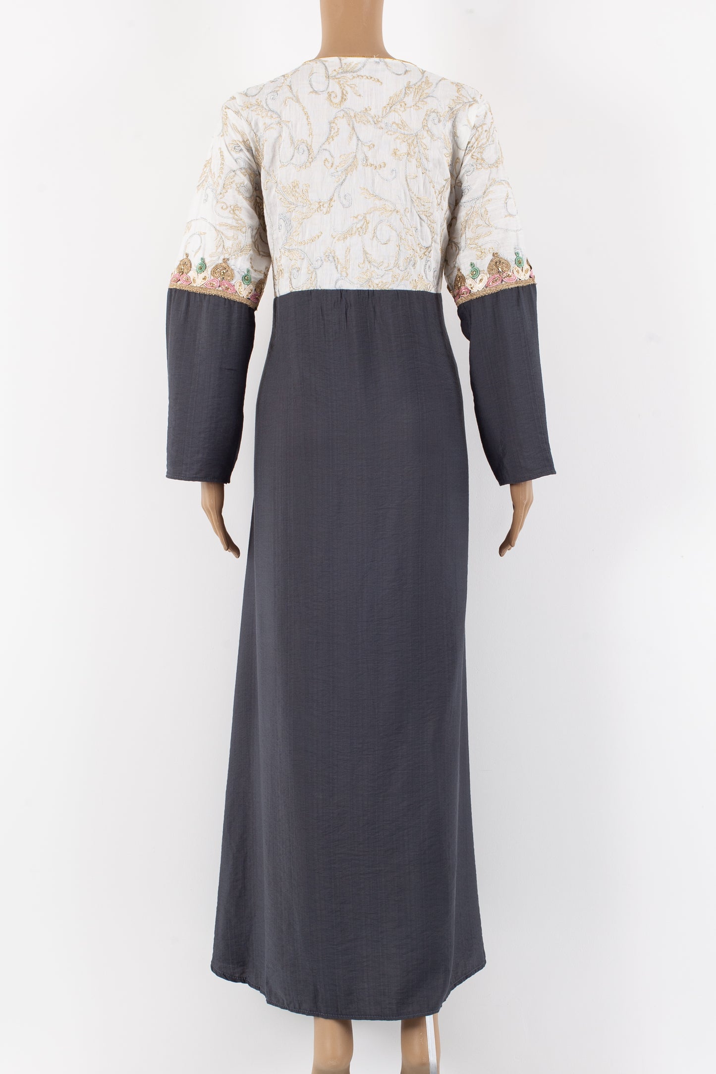 Fancy Ethnic Traditional maxi jalabiyah.