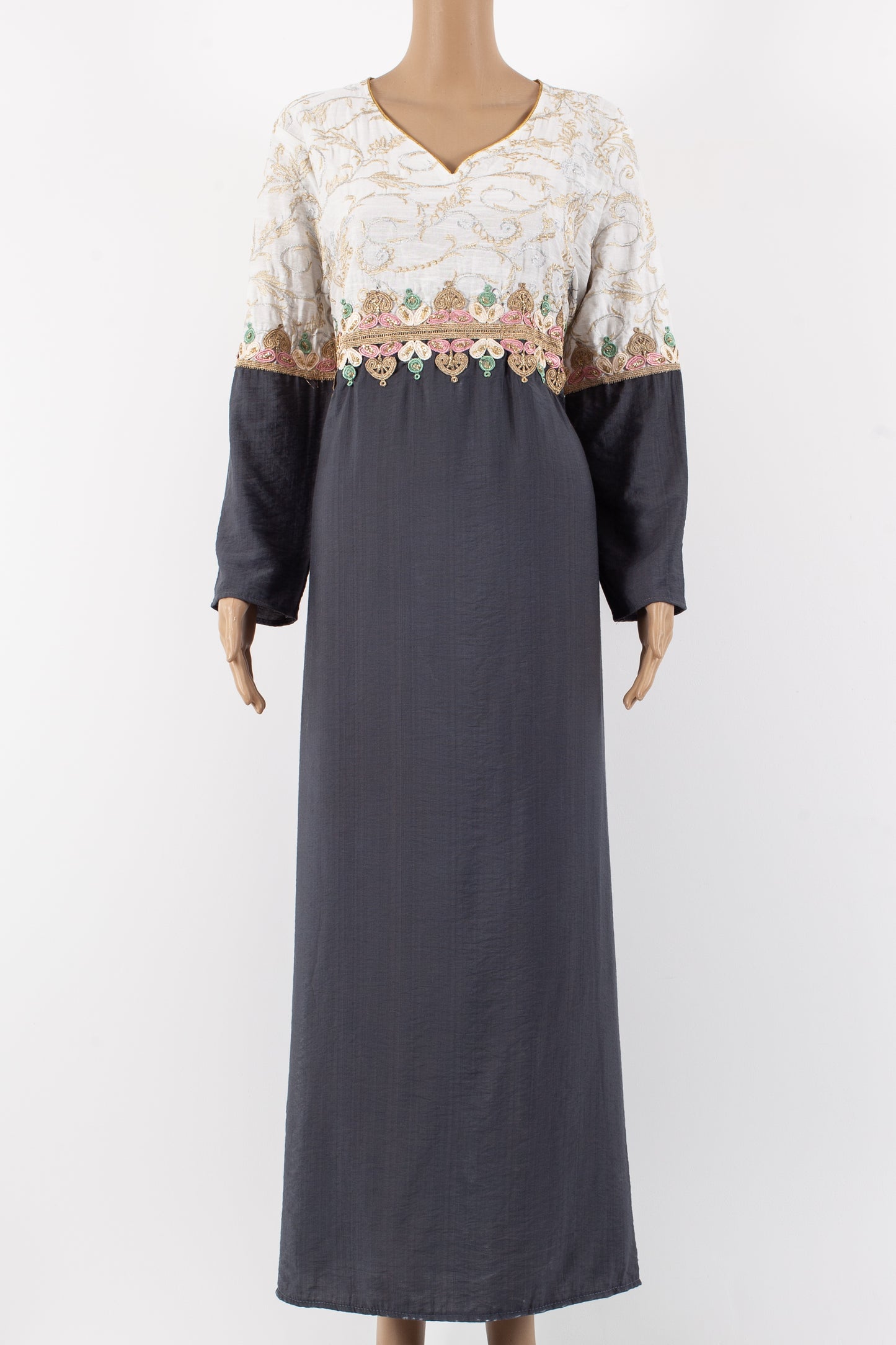 Fancy Ethnic Traditional maxi jalabiyah.